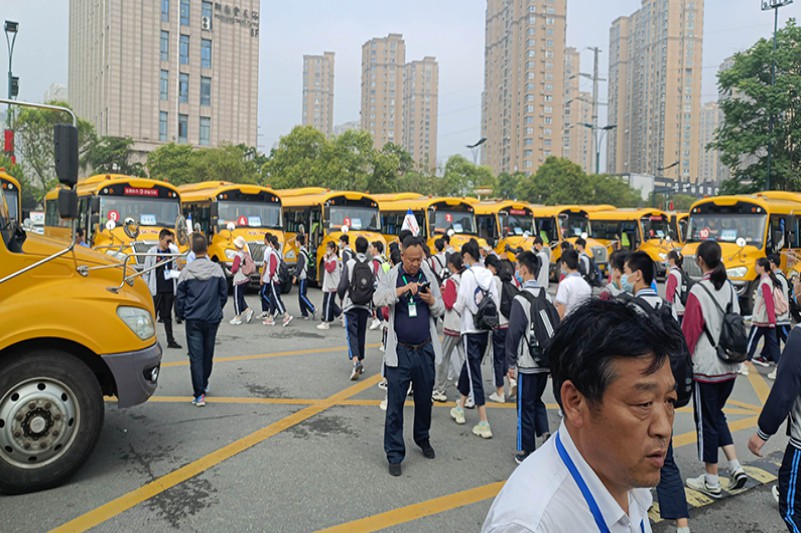 中小學春季2.JPG